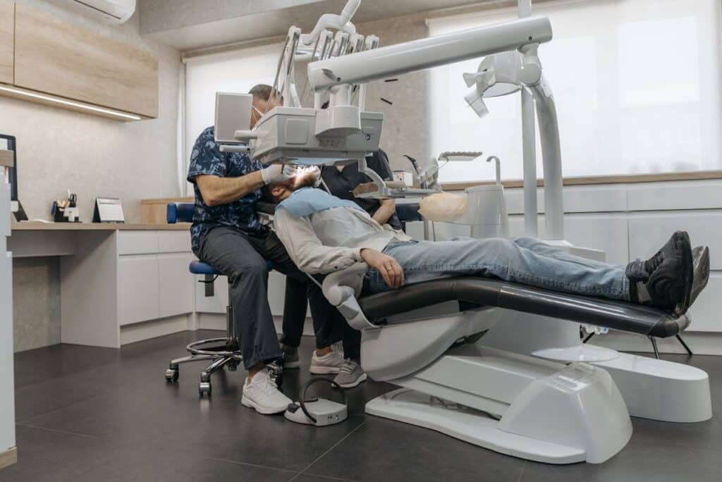 Extracciones dentales Las Fuentes