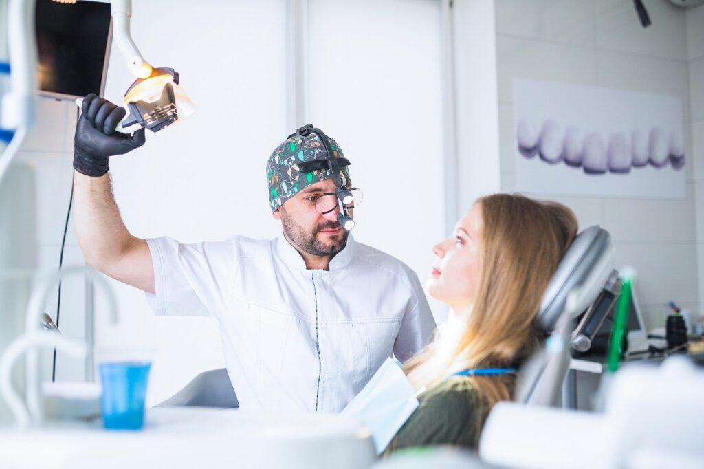 Implantes dentales Miralbueno