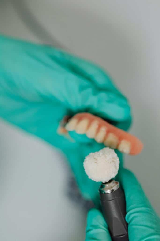 Prótesis dentales Juslibol